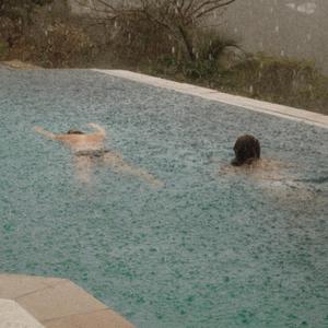 俄罗斯女人与动zoz0
